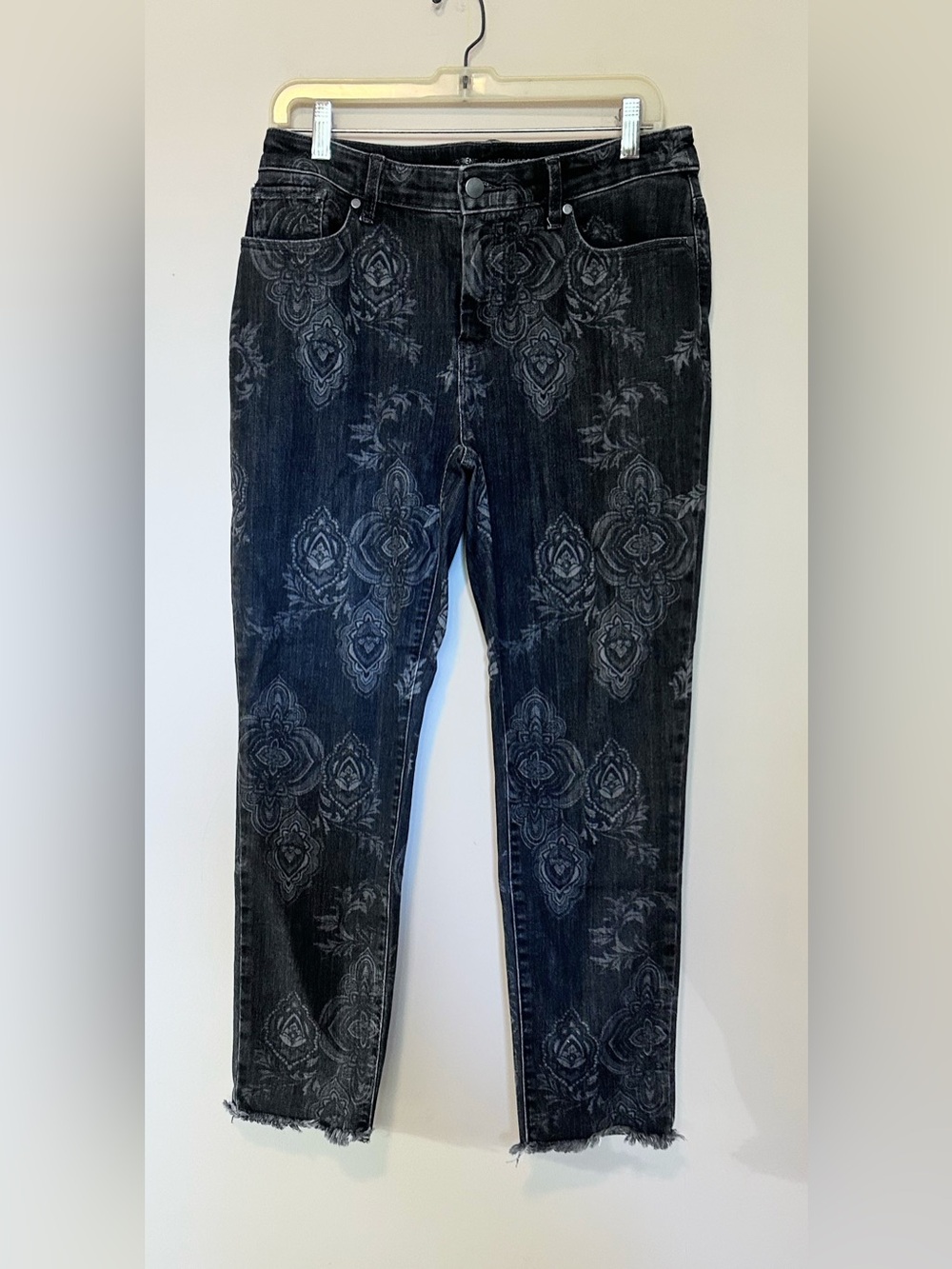 Women's Black Patterned High-Rise Jeans